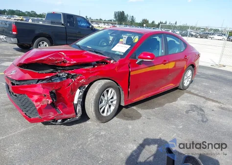 2025 Toyota Camry Xse z USA, uszkodzony, nr VIN 4T1DAACK4SU006974